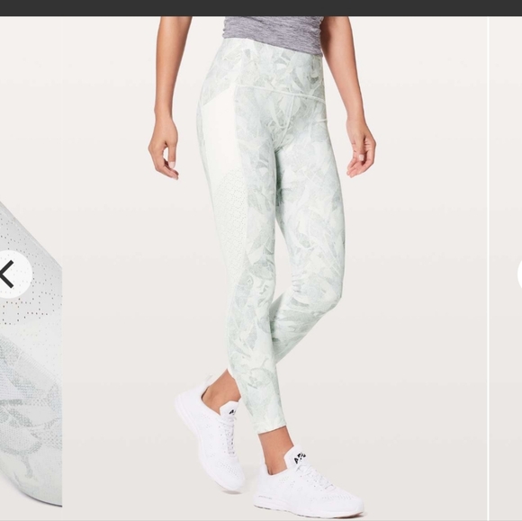 Lululemon Breezy Dot Tights - Picture 1 of 9